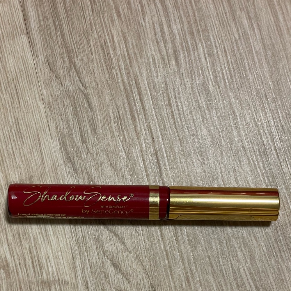 Red SeneGence ShadowSense